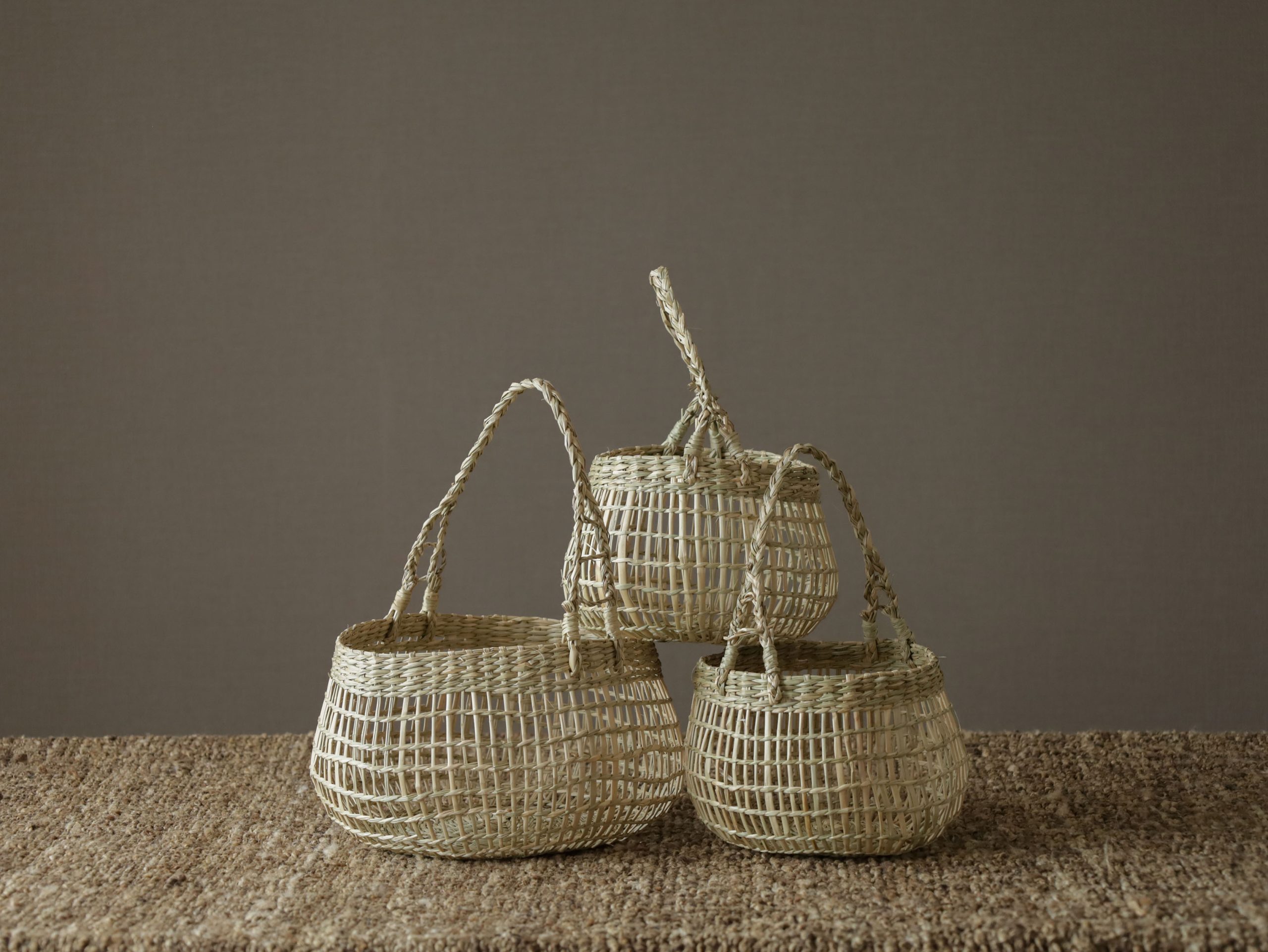 再入荷　hanger basket