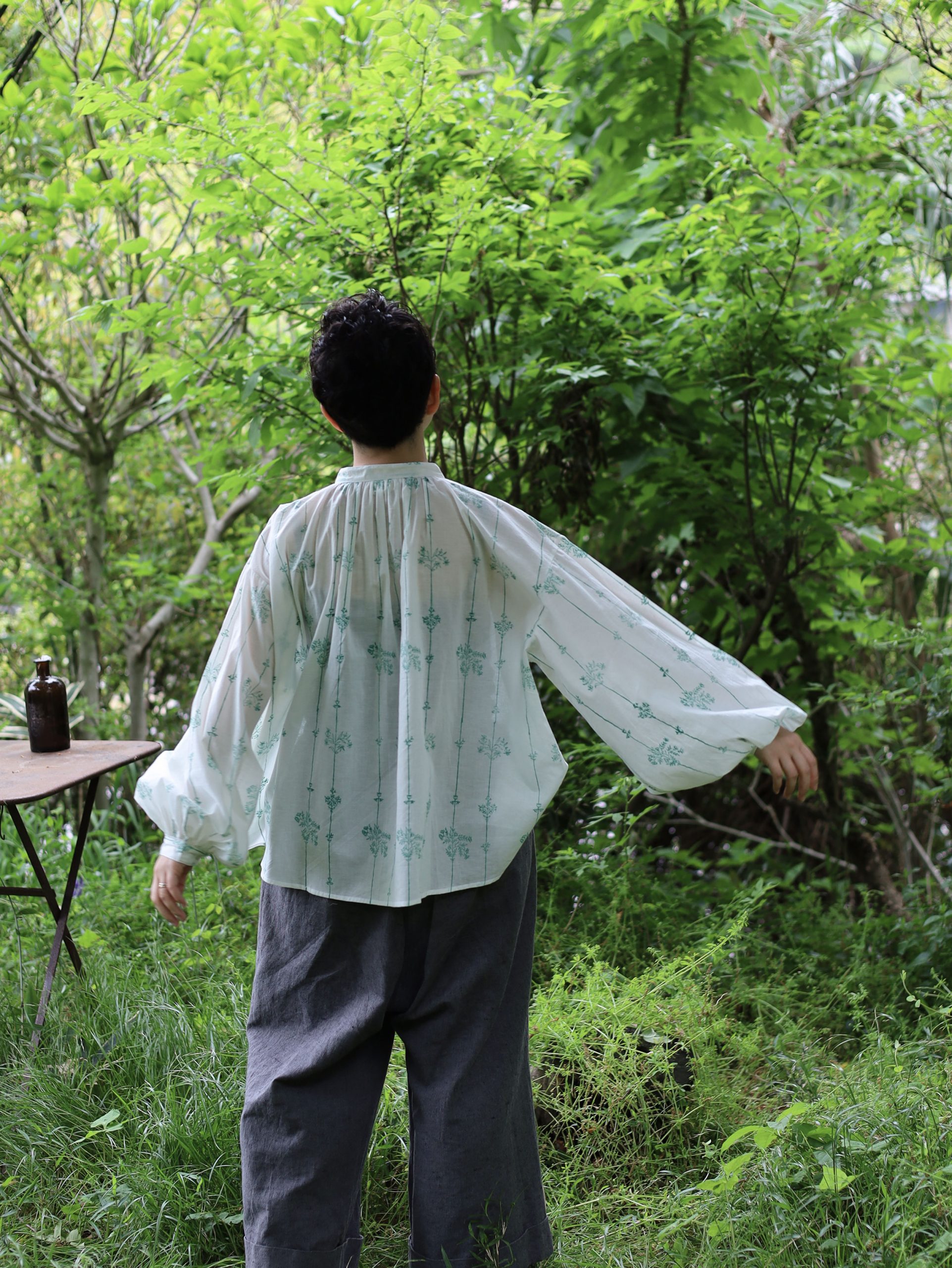 gather blouse / limited green